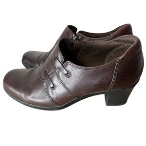 CLARKS Brown Bendables Leather Shooties Booties Chunky Block Heel Zipper Sz 7.5